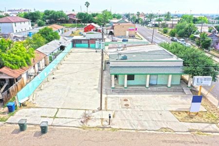 Photo of commercial space at 401 E Stewart St in Laredo