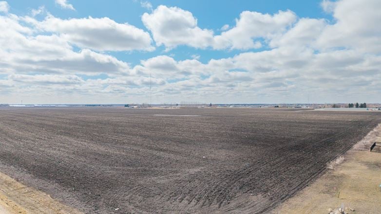 127 Acres Land