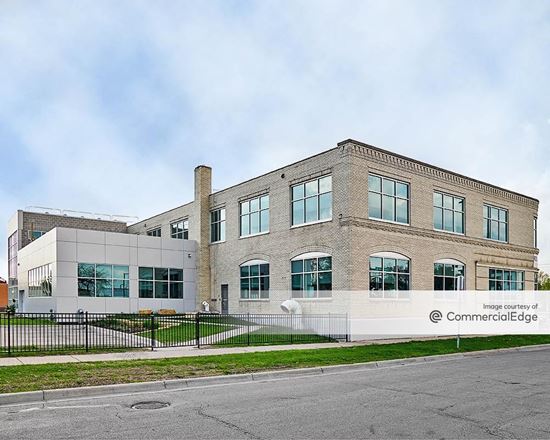 1000 University Avenue West