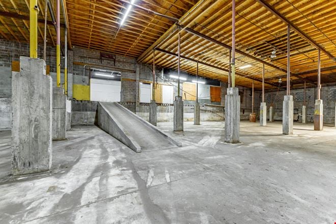 406 4th Ave