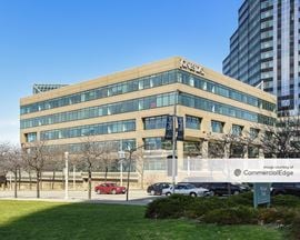 North Point Office Complex - 901 Lakeside Avenue East