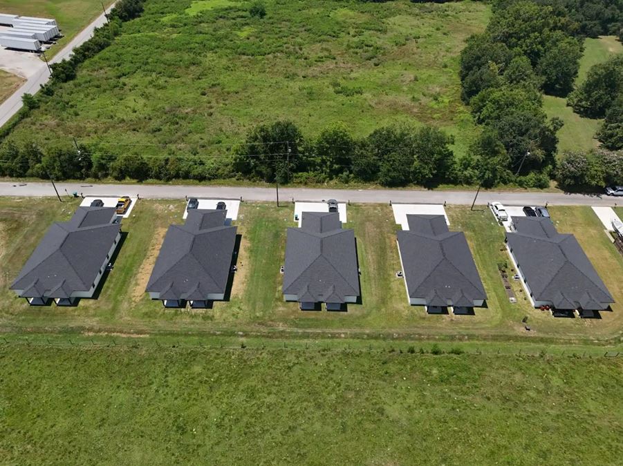 Class A 2 Multifamily in Orange, TX