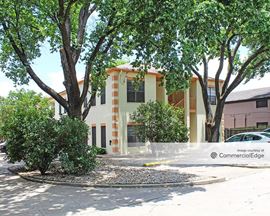 1823 Fort View Road