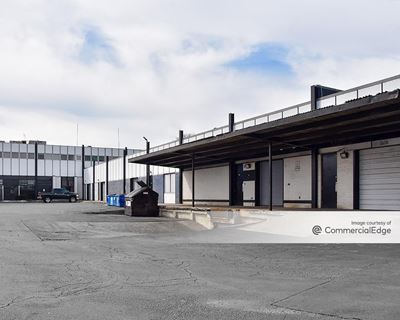 Queensgate Commerce Center