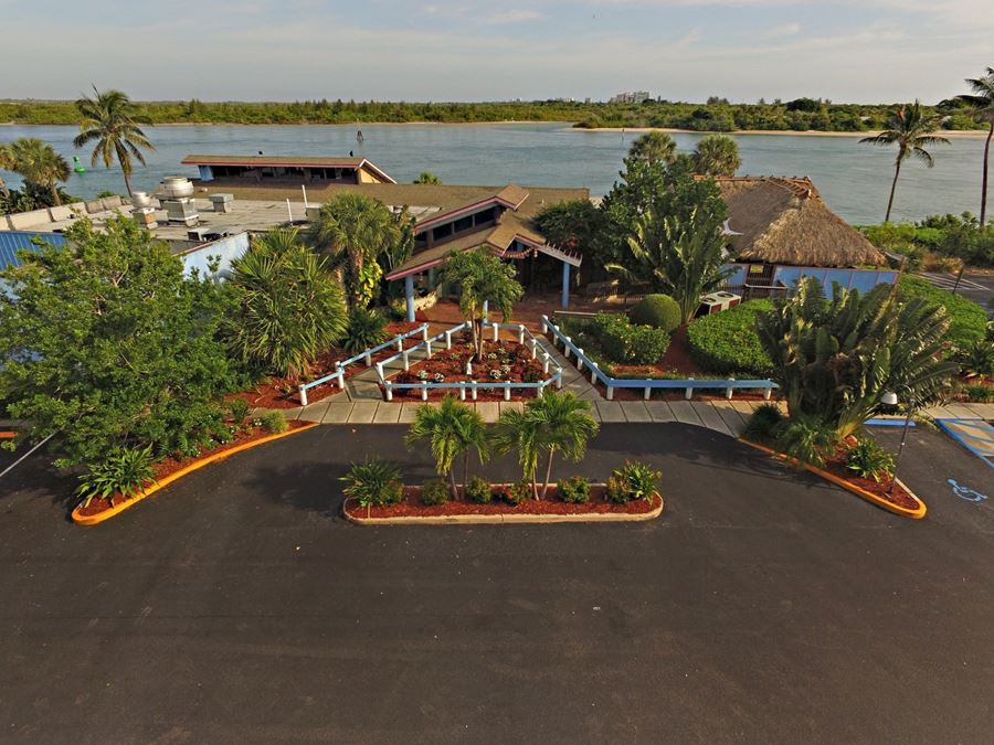 Manatee Island Bar & Grill, Fort Pierce Property & Listing Details