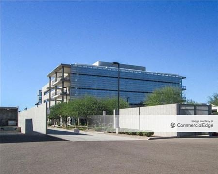 Commercial space for Rent at 2525 W Townley Ave in Phoenix