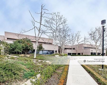 Lakeview Corporate Center - Thousand Oaks