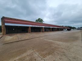 1,102 SF Retail Space Available | Heritage Square Shopping Center