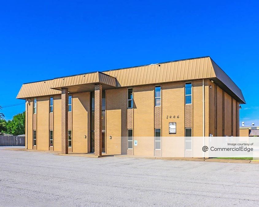 Wiley Post Office Park 7012 NW 63rd Street Office Building