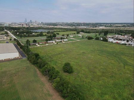 Photo of commercial space at 715 E. Grand Boulevard in Oklahoma City