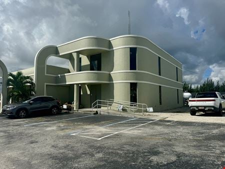 Office space for Rent at 3232 Southeast Dixie Highway in Stuart