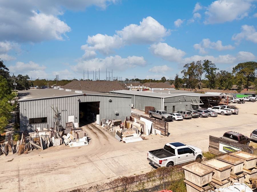 2 Office/Warehouses with ±4.97 Acres of Stabilized Yard