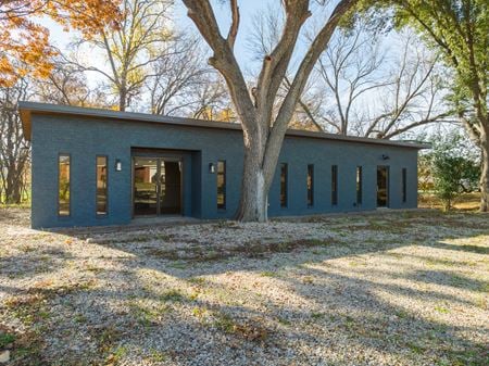 Office space for Sale at 112 Deanna St in Waco