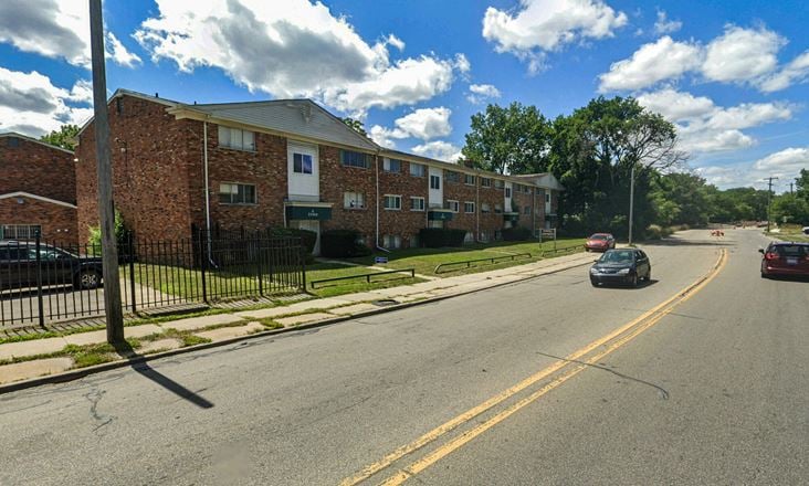 Fenkell Apartments