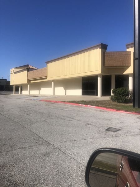 Retail space for Rent at 1700 S Cherry Lane in Fort Worth