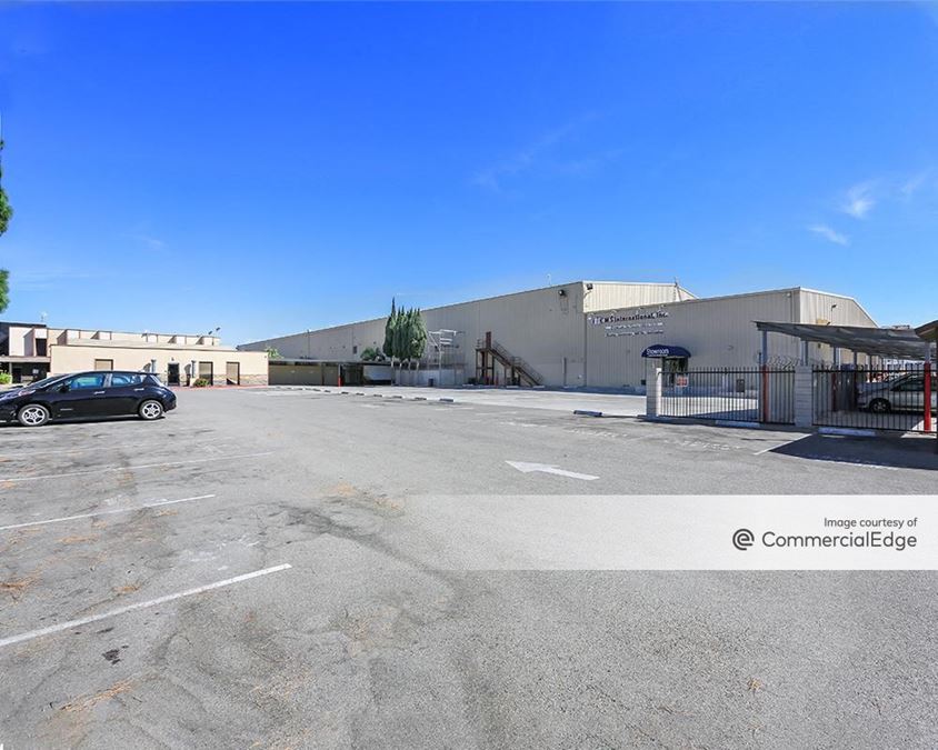 2095 north batavia street orange ca 92865 commercialcafe