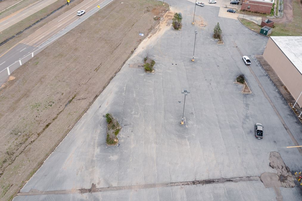 Lakeland Drive Outparcel