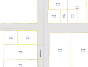 Land Lease at Signalized High Traffic Intersection Next to Starbuckss