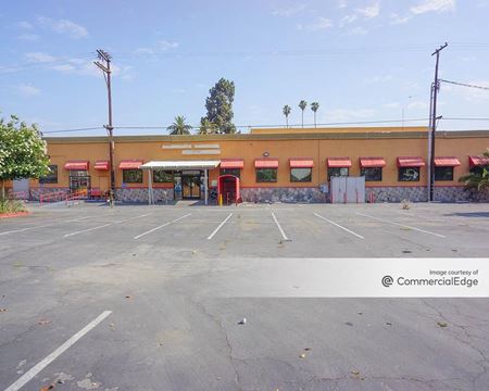 Retail space for Rent at 896 East Holt Avenue in Pomona