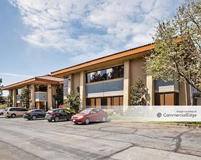 1301 Redwood Way