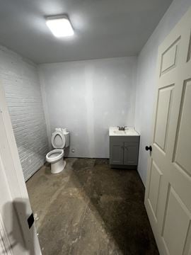 Newly Renovated Warehouse/Flex Space on 1st Avenue North