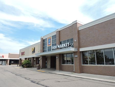 Retail space for Rent at 42053 Ford Rd. in Canton