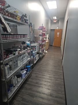 Turn Key Hair Salon Near MSU in East Lansing