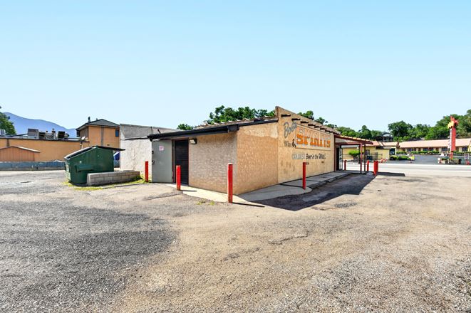 Bob’s Westside Liquors