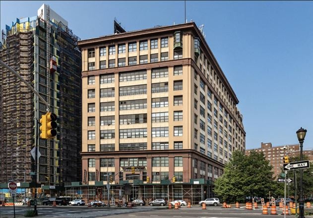25 Chapel Street