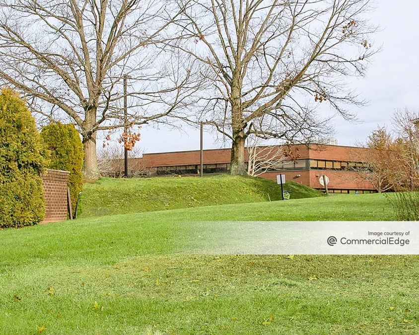 20 Alexander Drive, Wallingford, CT 06492