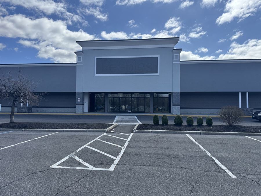 501 Columbia Tpke