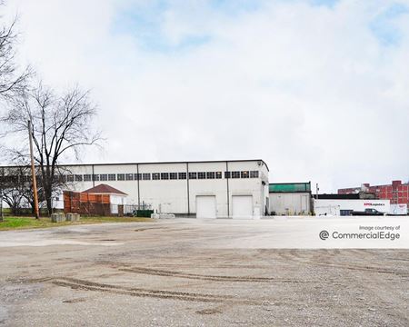 Photo of commercial space at 215 Broadway Street in Lawrenceburg