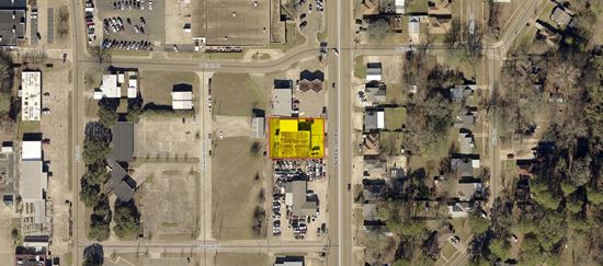 4,500 SF Property For Commercial Use
