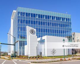 Summit Pointe - 555 Belaire