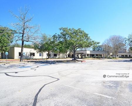Office space for Rent at 205 Hollow Tree Lane in Houston