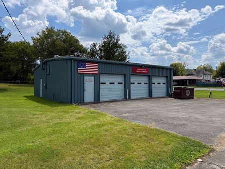 Industrial space for Rent at 1621 9th Street Northeast in Leeds