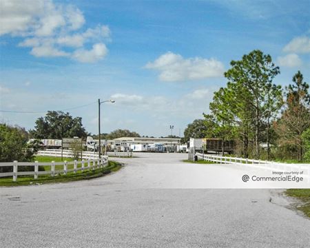 Commercial space for Rent at 20605 State Road 19 in Groveland