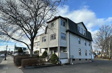 Photo of commercial space at 90-96 Park Road in West Hartford