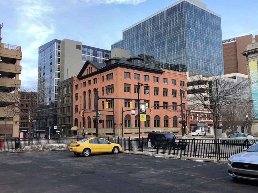 Federal Square Building