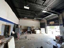 1350 Main St