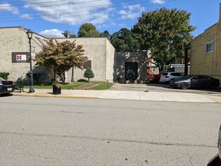 Photo of commercial space at 723 East Railroad Avenue in Verona