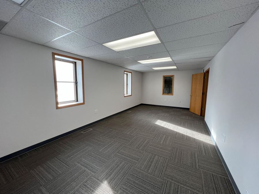 1821-1825 Samco Road