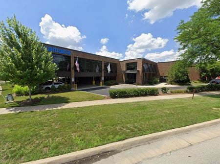 Industrial space for Rent at 955 E Algonquin Rd in Arlington Heights