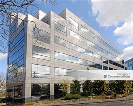Alderwood Business Center