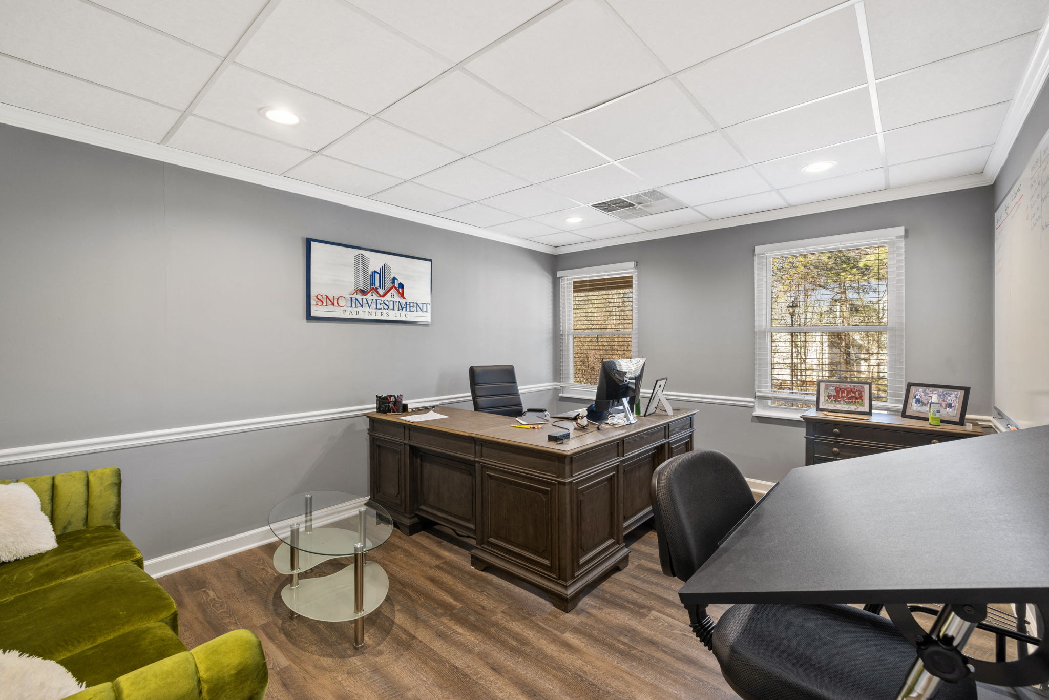 Modern Second-Floor Office Suite in Roswell