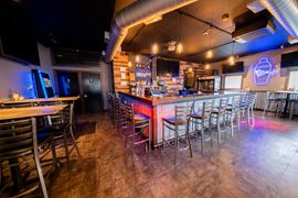 870 4th Ave - Bar/Restaurant