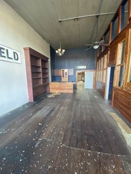 116 Courthouse Sq - Downtown Edgefield