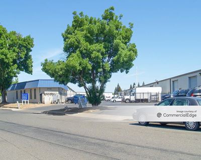 2945 & 2947 Ramona Avenue