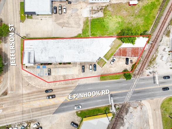 Professional Office w/ Warehouse on Corner Lot