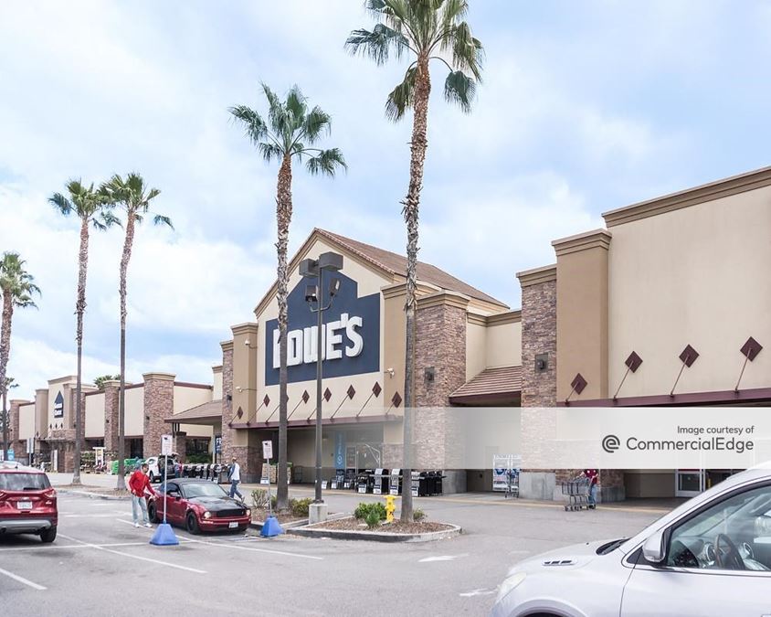 Marketplace on Grove - Lowe's